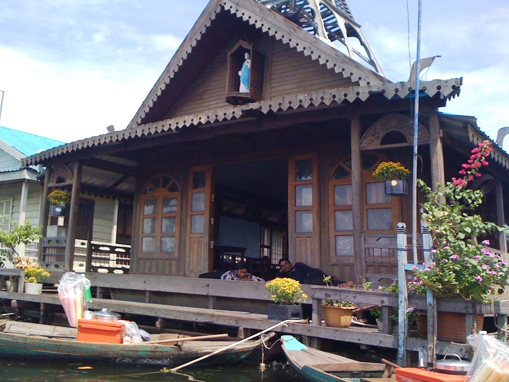 Village_flottant_Kompong-Luong